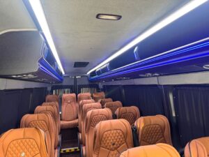 Mercedes Sprinter Van 18 (1)