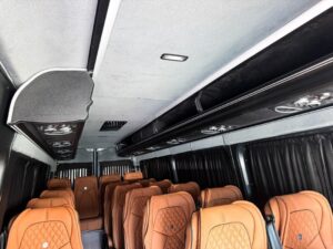 Mercedes Sprinter Van 18 (3)