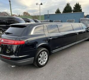 Lincoln MKT Stretch Limo-05
